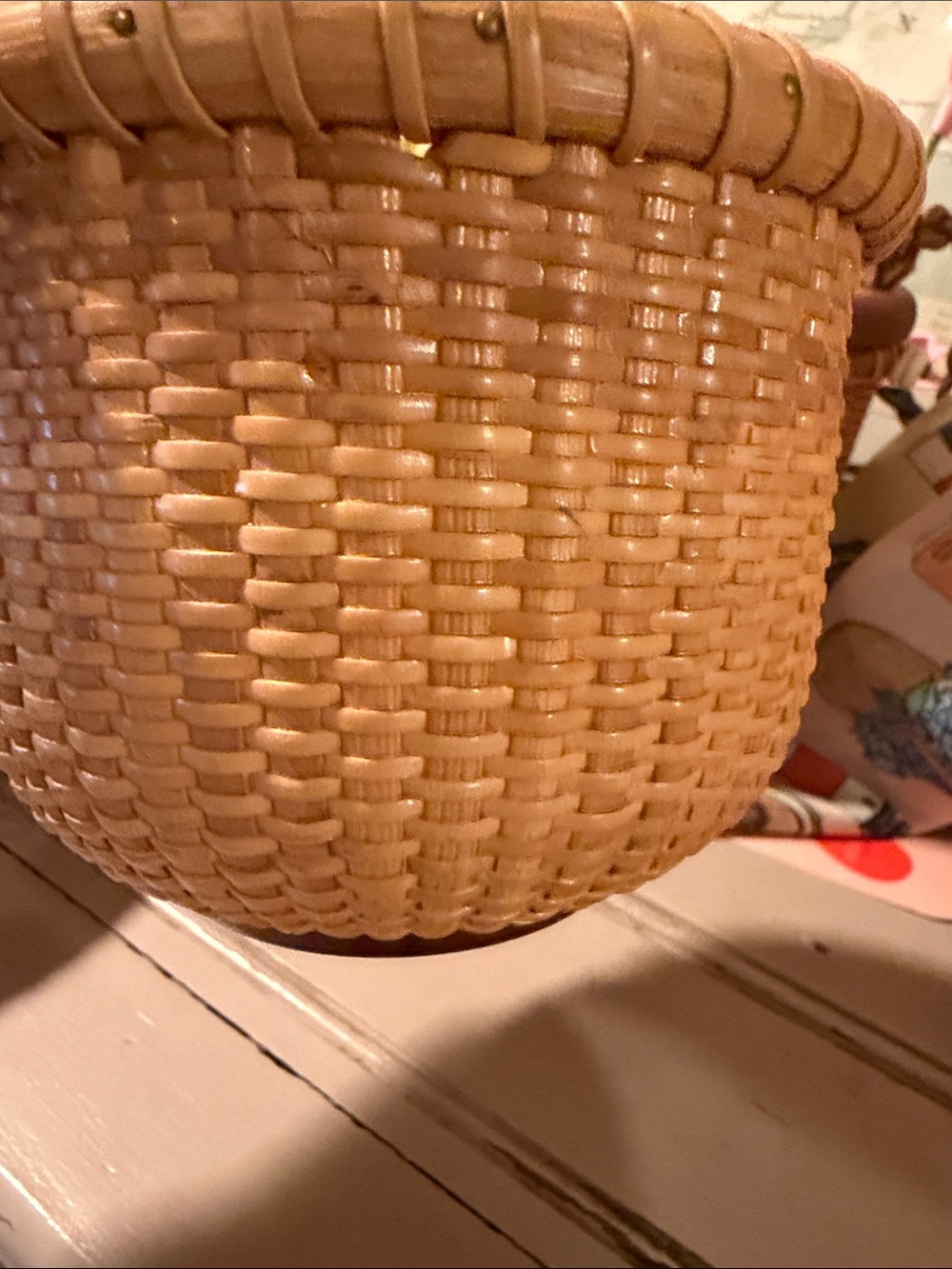 Nantucket basket hand woven signed with ivory shell top - Picture 5 of 15